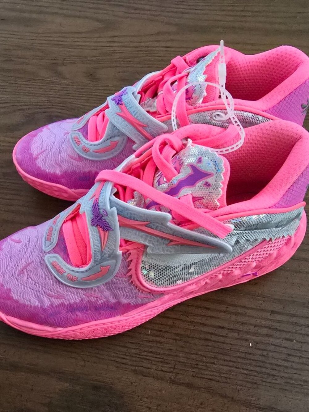 New PUMA MB.05 World Tour Basketball Shoes Sun Struck Pure Magenta Men's US 7.5